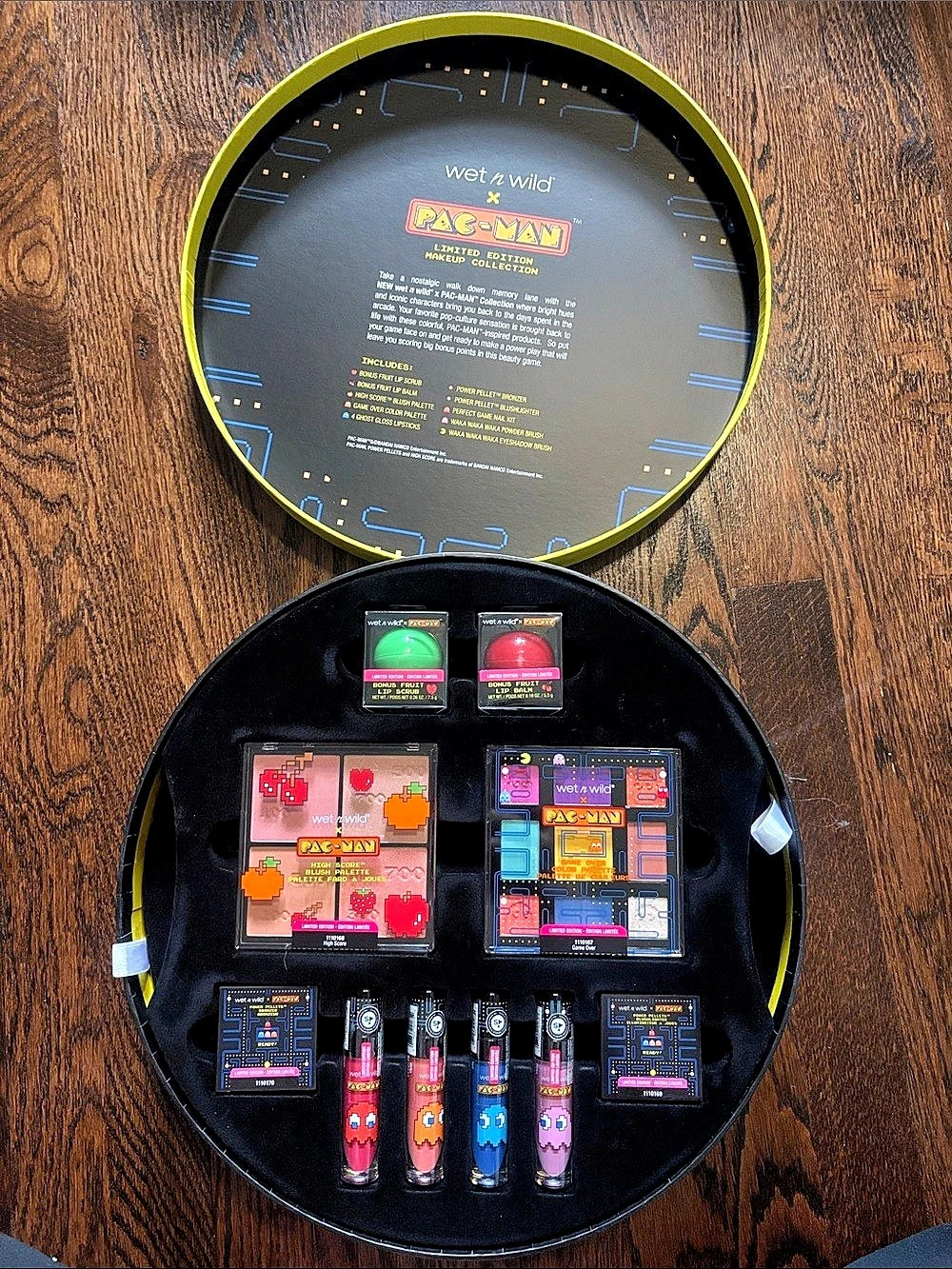 wet n wild Pac-Man Limited Edition Makeup Collection Makeup Collection Black &